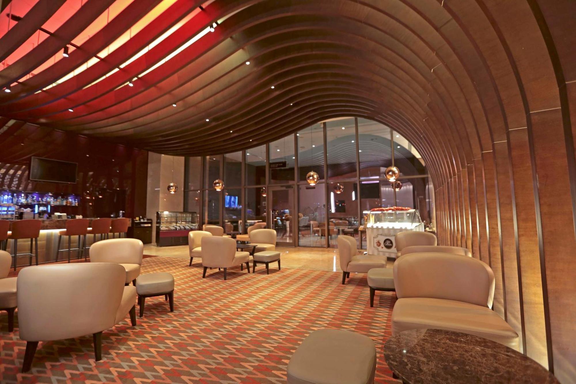 Hôtel Doubletree By Hilton Istanbul Umraniye Extérieur photo